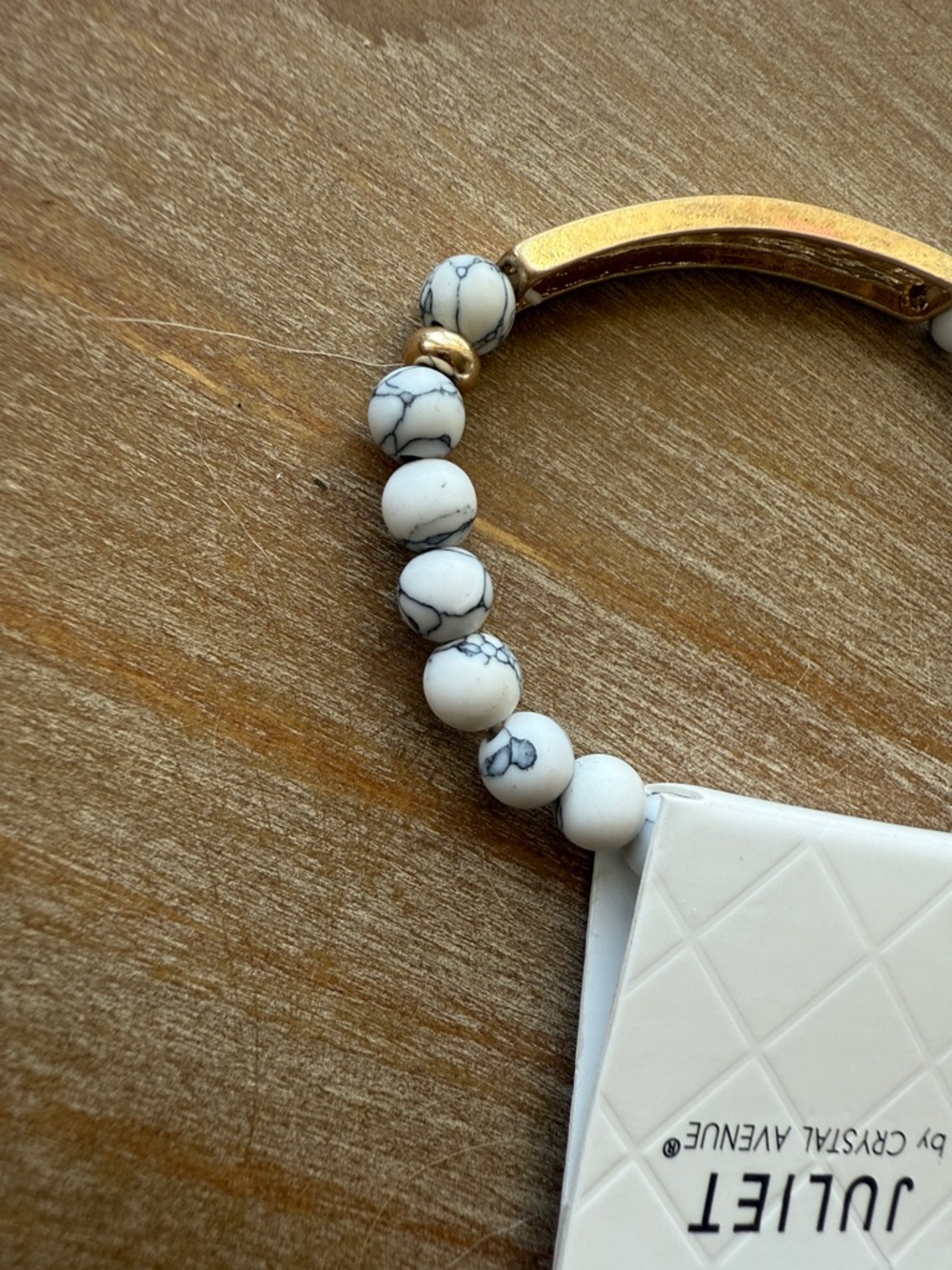 Faith-Inspired White Howlite Beaded Bracelet with Gold Bar - Picture 8 of 8